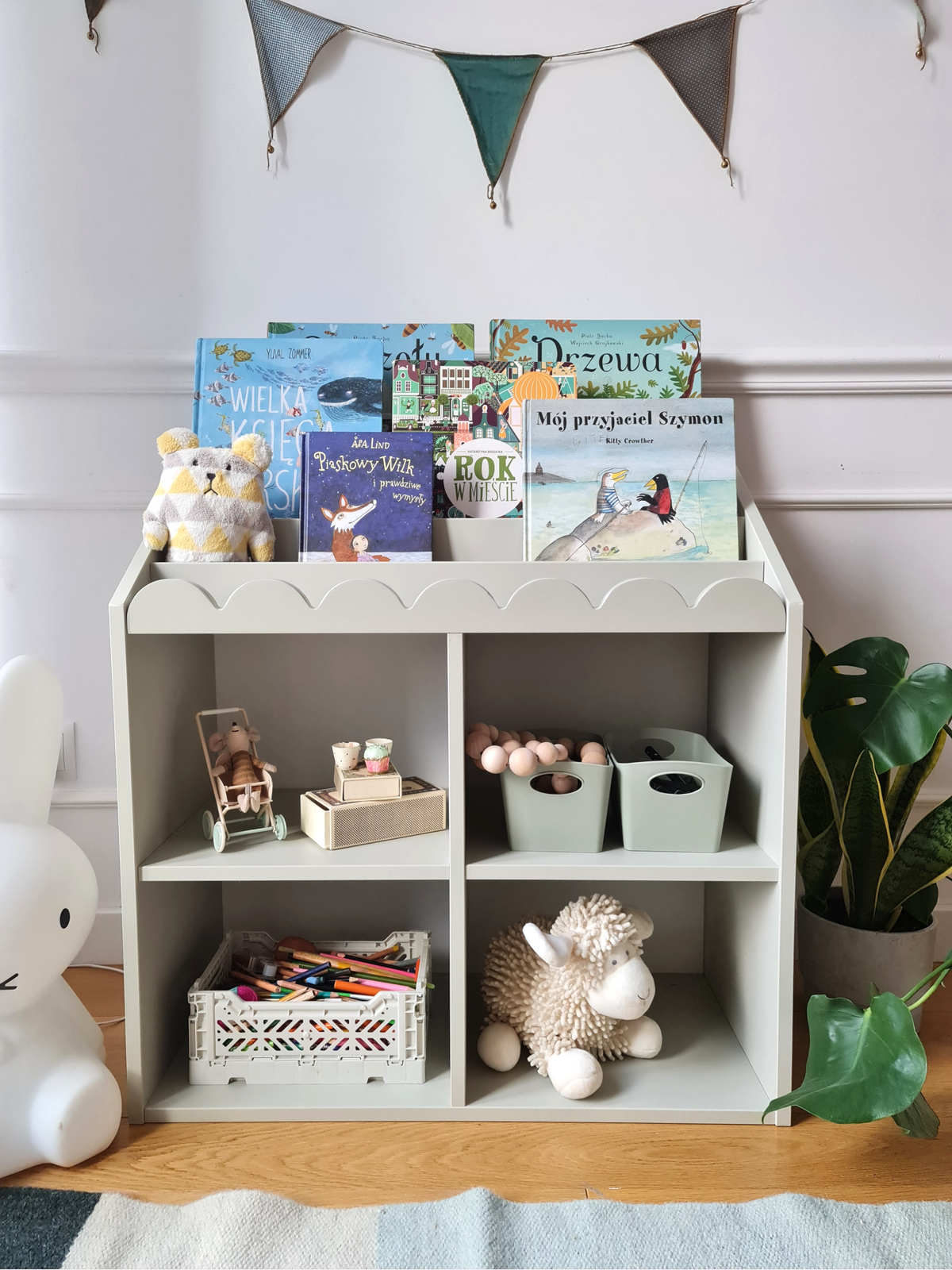 Regał Montessori Book Nook sage– regał dziecięcy na książki i zabawki