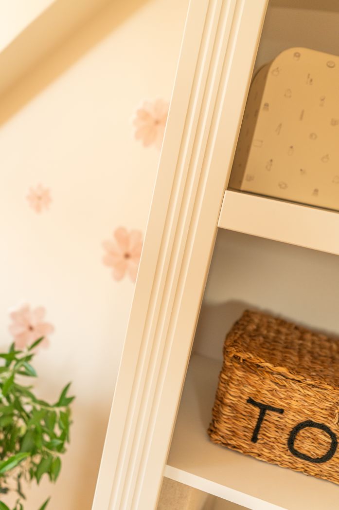 Ines elegant white bookcase