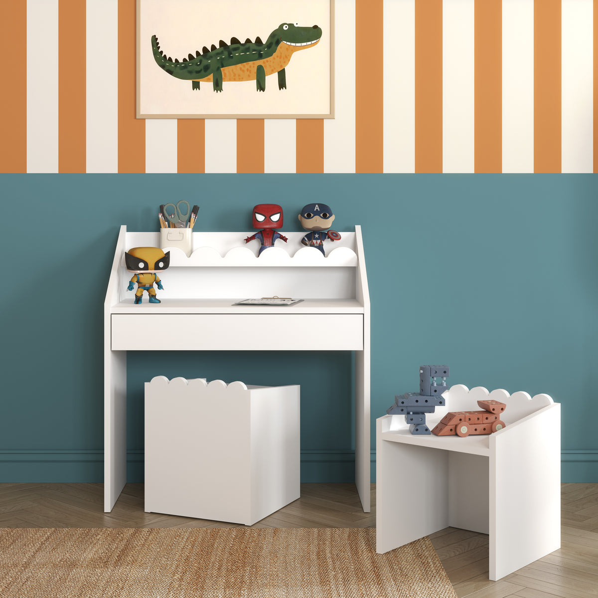 Book Nook Desk snow + 2 sunset chairs Set