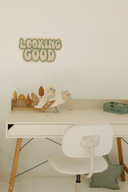 Lotta latte desk