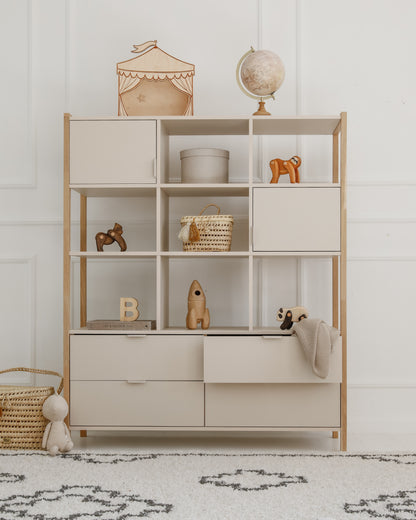 Regal Versa Wide – ein modernes Regal für Kinder- und Jugendzimmer
