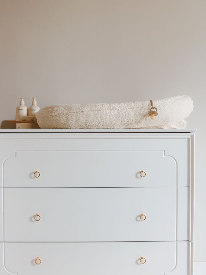 Royal  timeless white komoda 3-szufladowa