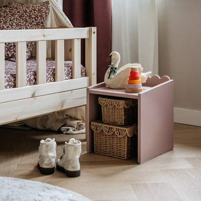 Zestaw dziecięcy Book Nook vintage rose – biurko Montessori z dwoma krzesełkami