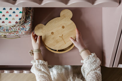 Zestaw dziecięcy Book Nook vintage rose – biurko Montessori z dwoma krzesełkami