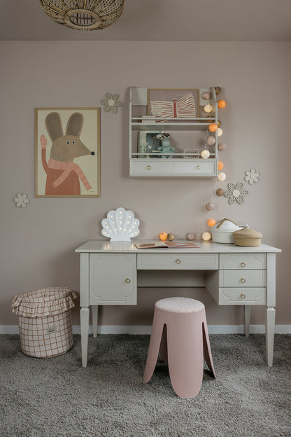 Royal latte desk